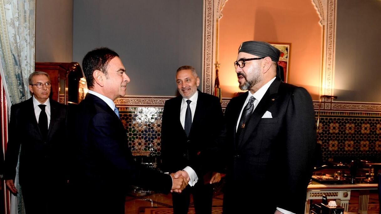 Le roi reçoit Carlos Ghosn, l'emblématique patron de Renault | le360.ma