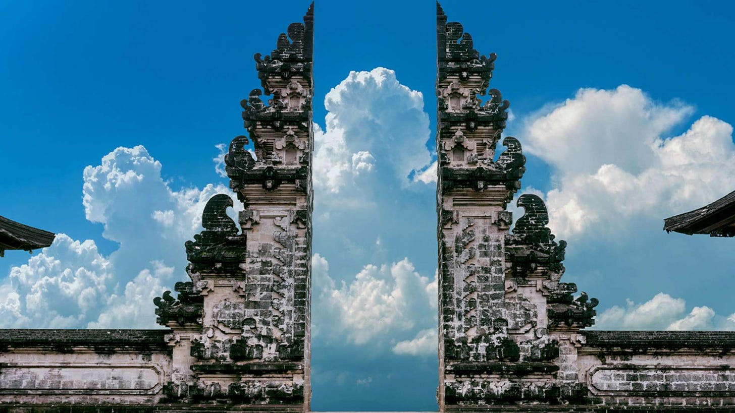 Pura Penataran Agung Lempuyang | Bulgari Resort Bali