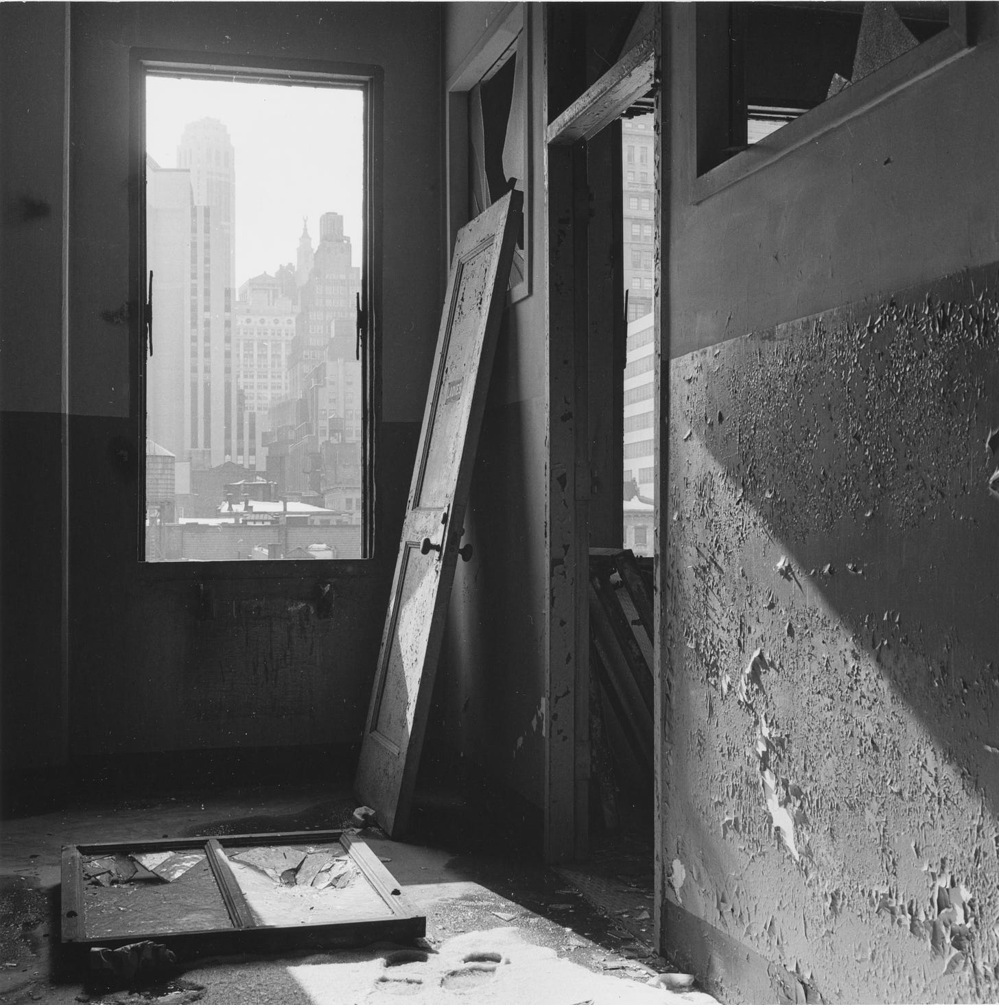 Danny Lyon, Untitled, from the series The Destruction of Lower Manhattan,  1968 · SFMOMA