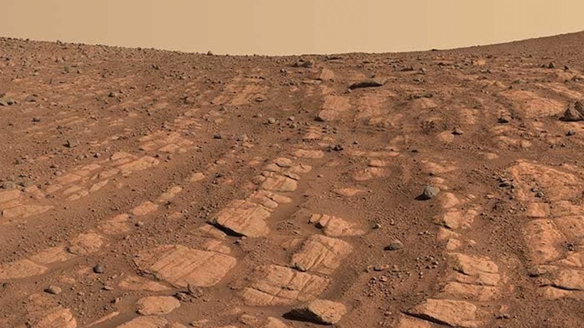 Mars rivers flowed for long stretches in the ancient past ...