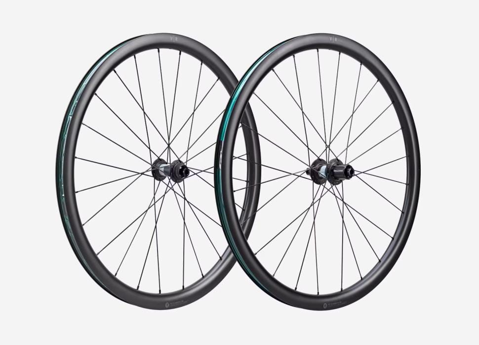 2025 Van Rysel VR 35 carbon wheels