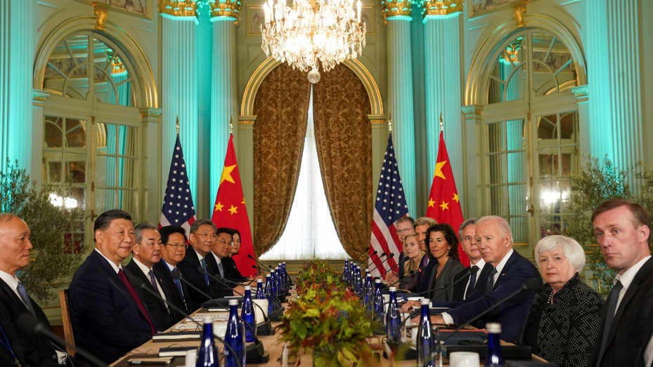 U.S. President Joe Biden meets with Chinese President Xi Jinping at Filoli estate on the sidelines of the Asia-Pacific Economic Cooperation (APEC) summit, in Woodside, California, U.S., November 15, 2023. REUTERS/Kevin Lamarque