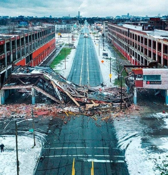 An Icon of Detroit's Ruin, Packard Plant Bridge Collapses, Fades Into  History | The Truth About Cars