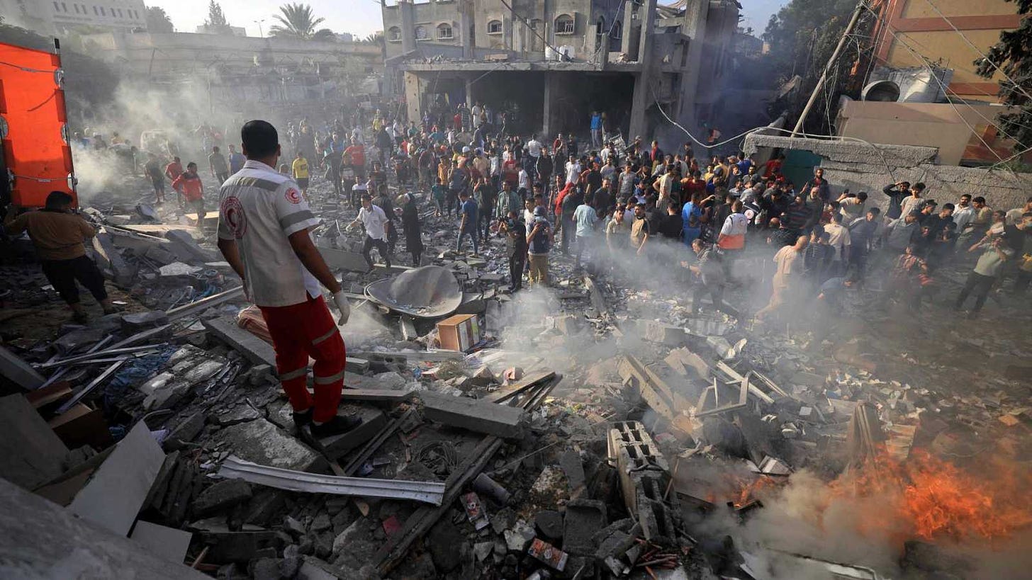 Continúan los bombardeos en la Franja de Gaza cuando se cumple un mes de conflicto - Ver ahora
