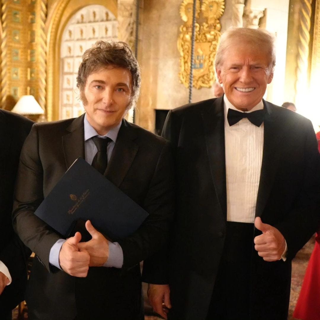 El presidente argentino Javier Milei con Donald Trump, el 14 de noviembre de 2024 en Miami, Florida. Foto: Javier Milei en X El presidente argentino Javier Milei con Donald Trump, el 14 de noviembre de 2024 en Miami, Florida. Foto: Javier Milei en X