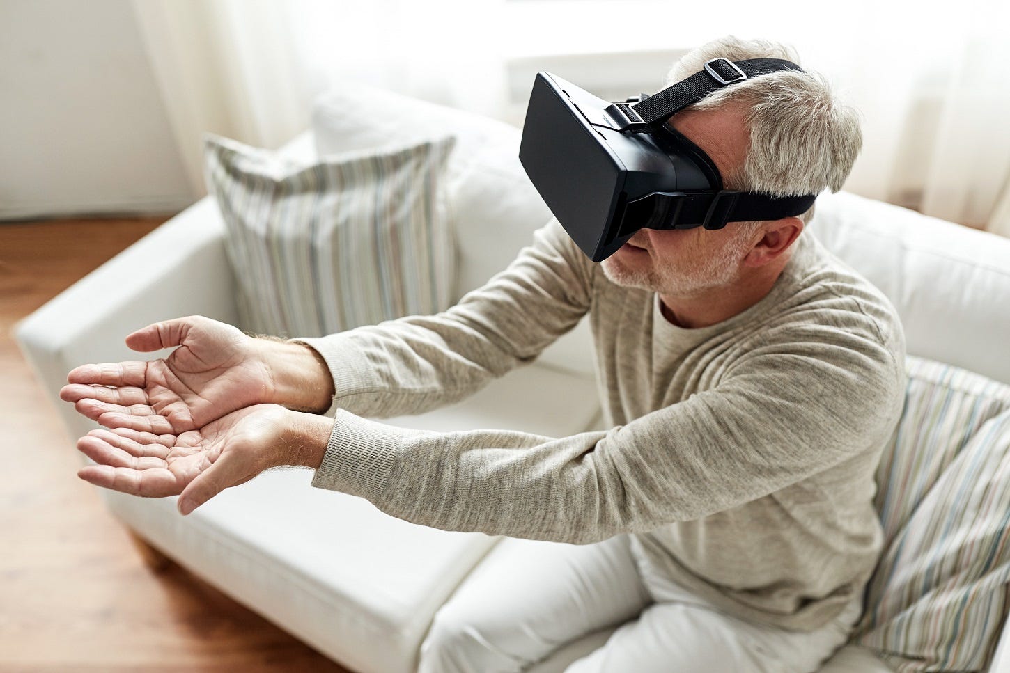 old man in virtual reality headset or 3d glasses - ICT&health