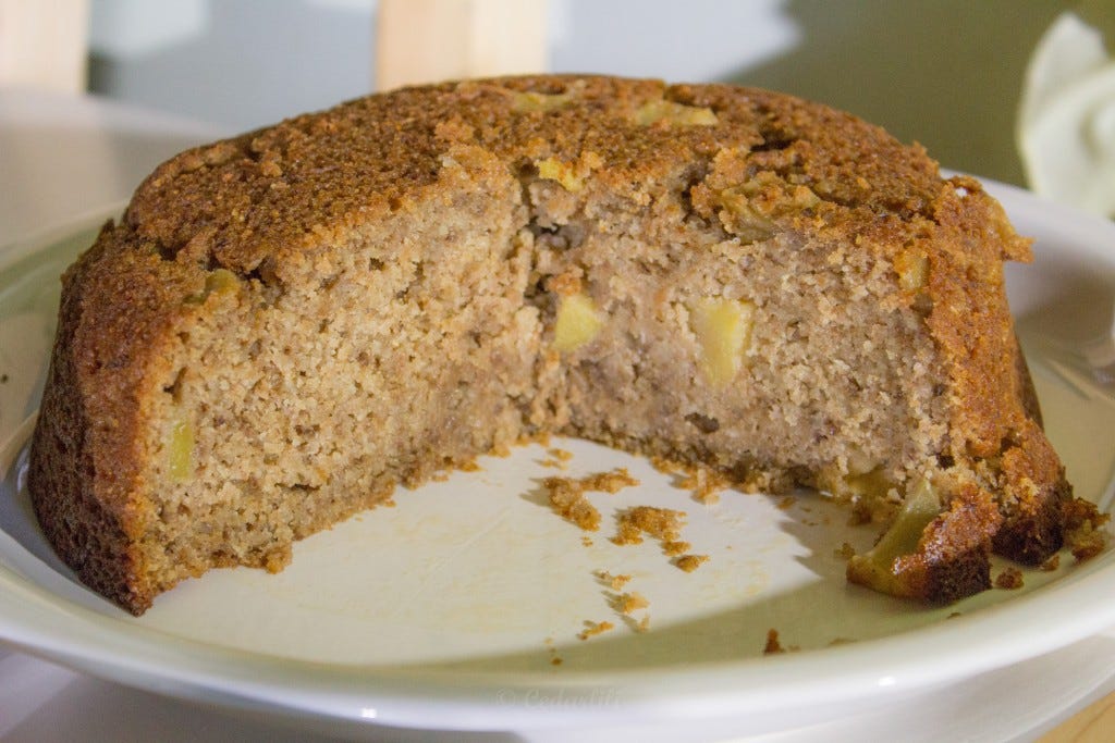 Applesauce Cake 