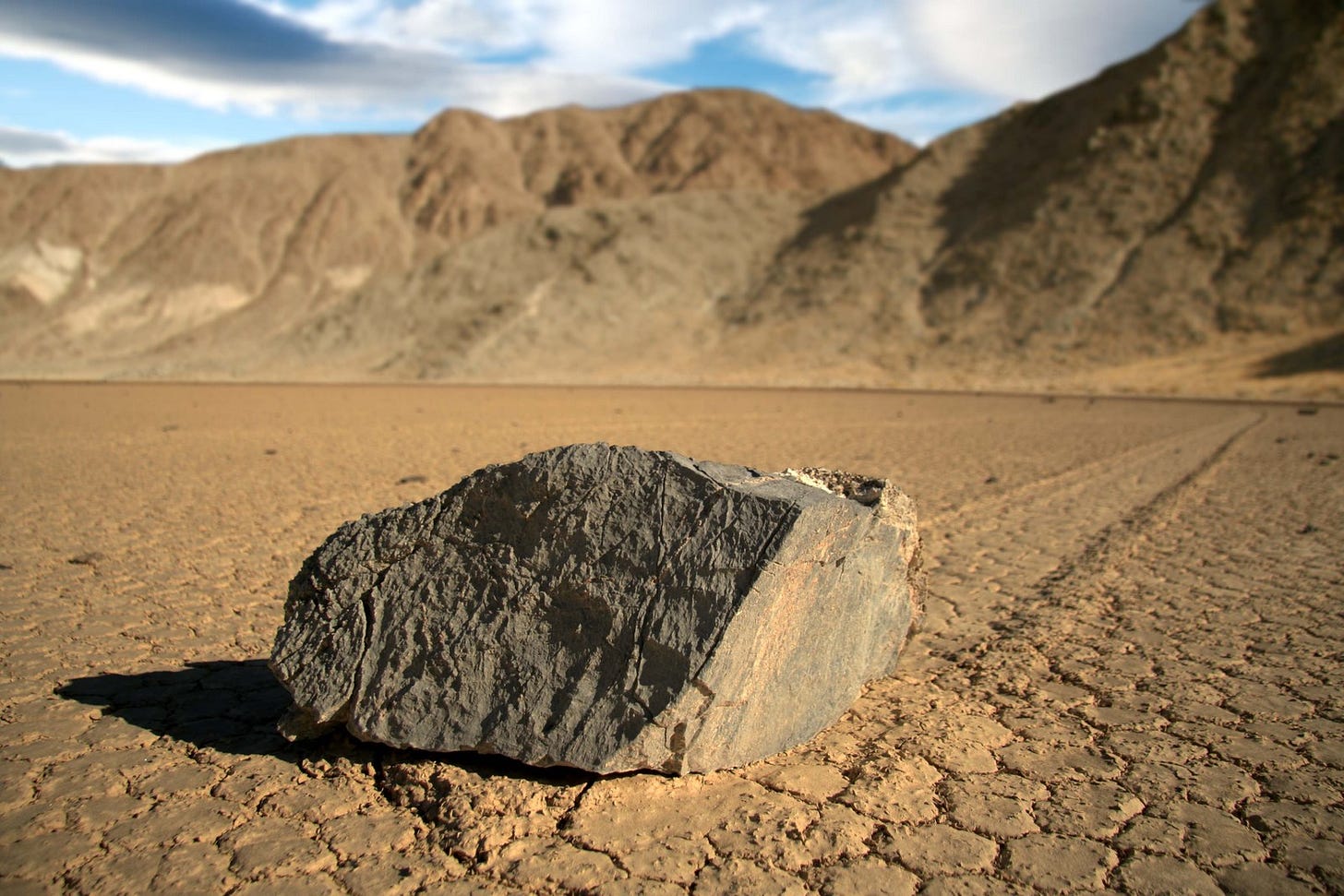Moving rocks of the Racetrack Playa