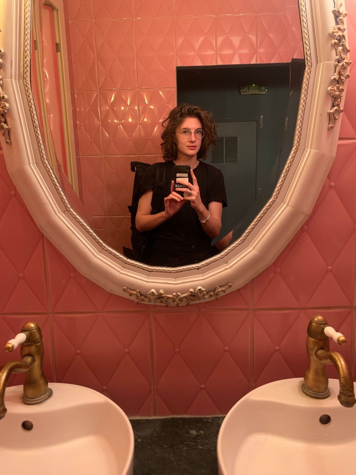 Lauren Olyer mirror selfie