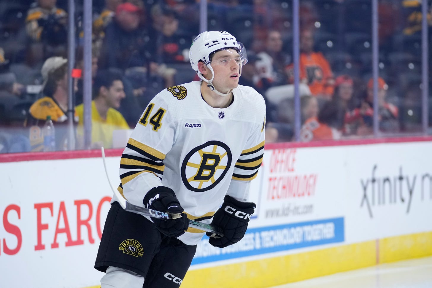 Bruins' Ian Mitchell reflects on relationship with Jim Montgomery