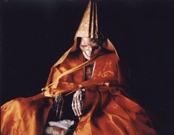 A monk that achieved self-mummification (atlasobscura.com)