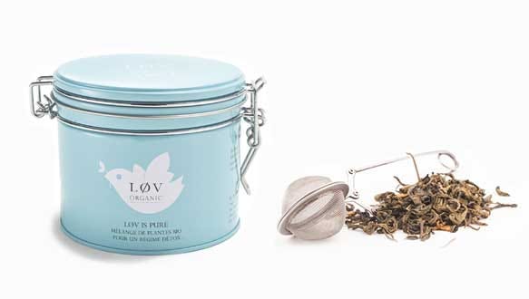 LOV is Pure Tea is a blend of green tea and yerba mate that gives your body and skin an amazing antioxidant boost, helping to protect and strengthen skin. 