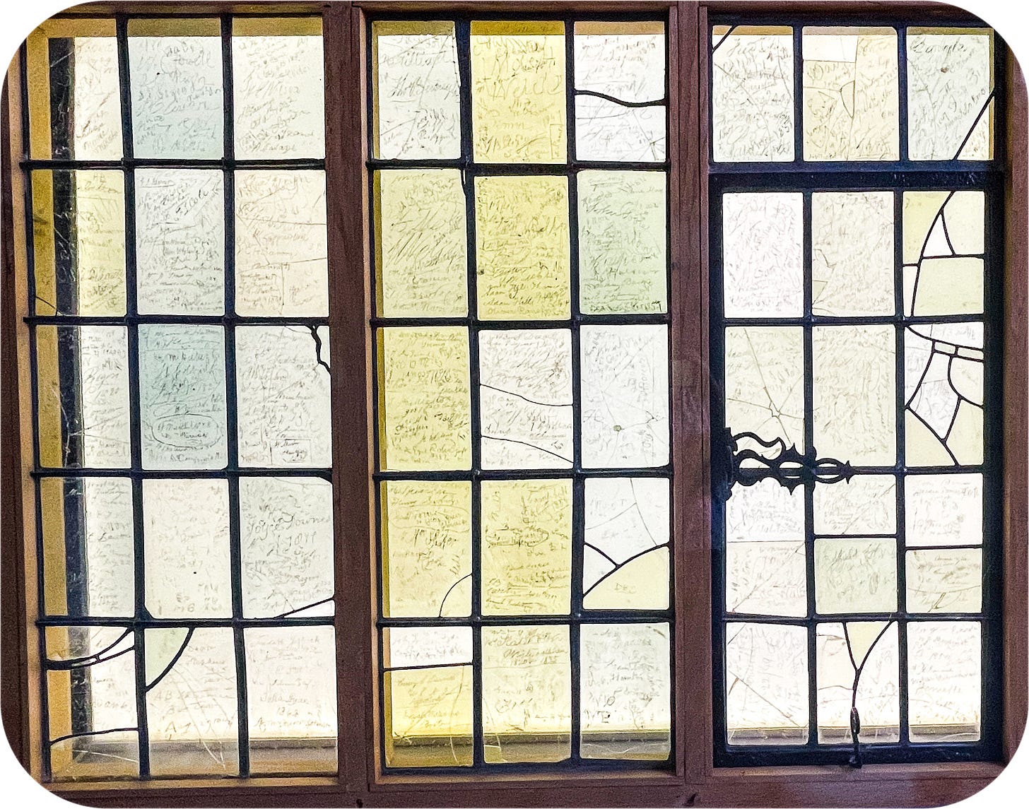 Etched names at Shakespeare's birthplace window