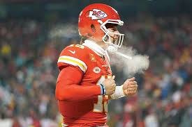 slow Mahomes in cold-weather win ...