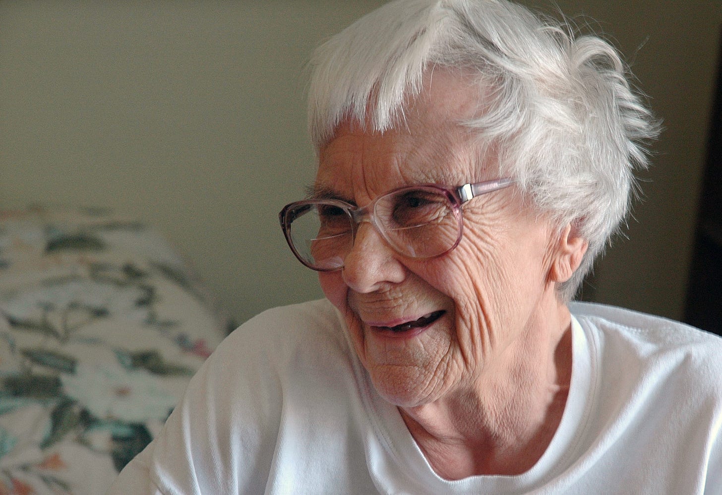 Harper Lee's Condition Debated by Friends, Fans and Now State of Alabama -  The New York Times