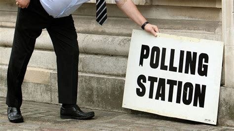 In graphic: Poll of polls with 11 days to go | Express & Star