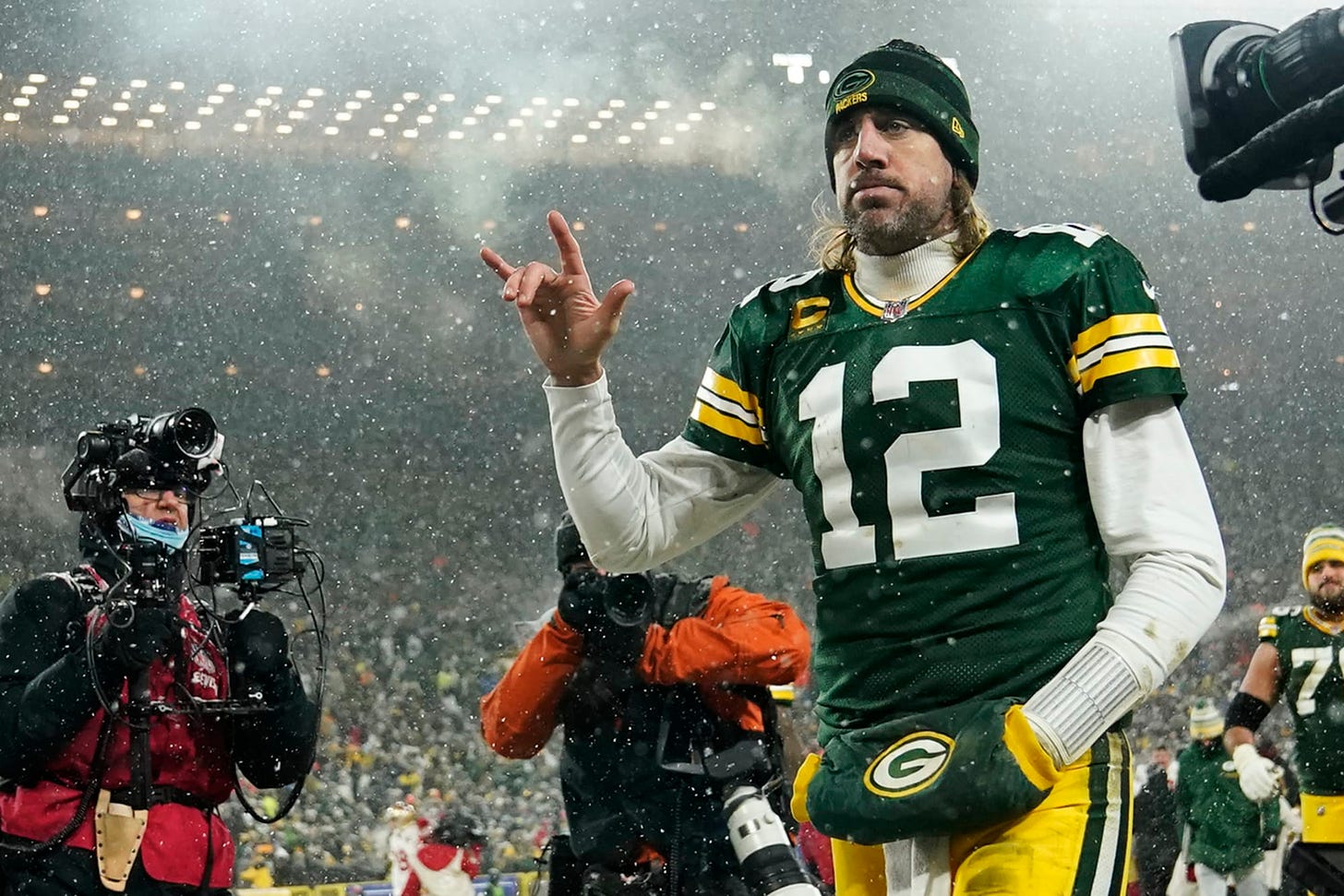 Aaron Rodgers on future with Green Bay Packers: The End is Near
