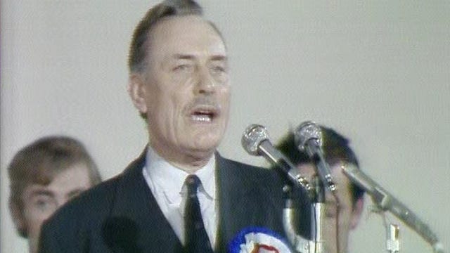 Enoch Powell v Terence O'Neill - BBC News