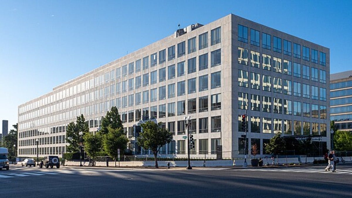 Federal Aviation Administration - Wilbur Wright Federal Building