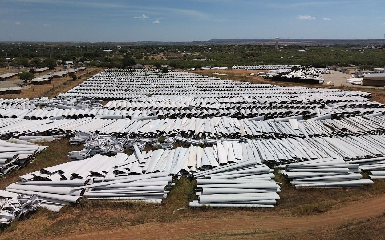 sweetwater wind turbine blades