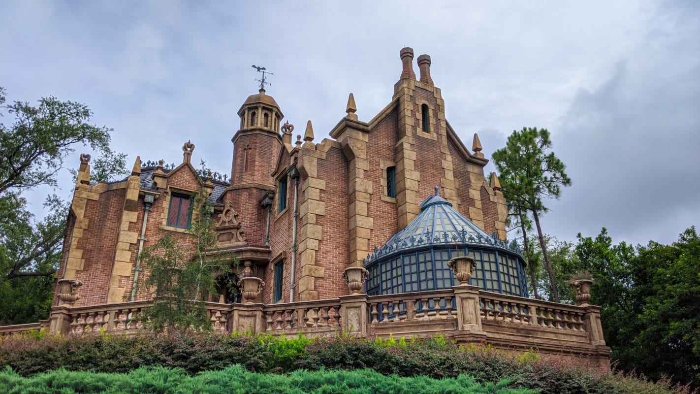 The Haunted Mansion at Magic Kingdom Closed as Hatbox Ghost Installation  Continues - WDW News Today