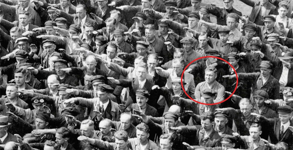 hitler: German who refused to give Hitler the Nazi salute