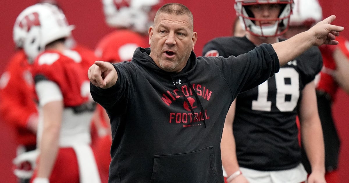Phil Longo updates Wisconsin's quarterback battle - On3