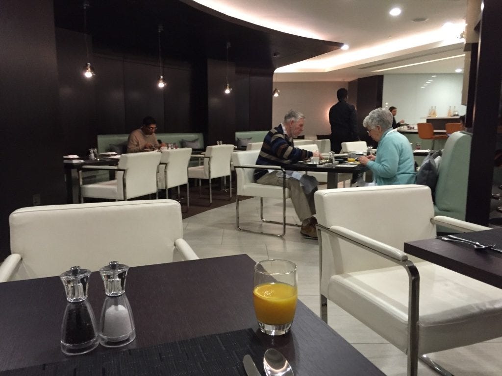 Etihad Lounge - Dining Area
