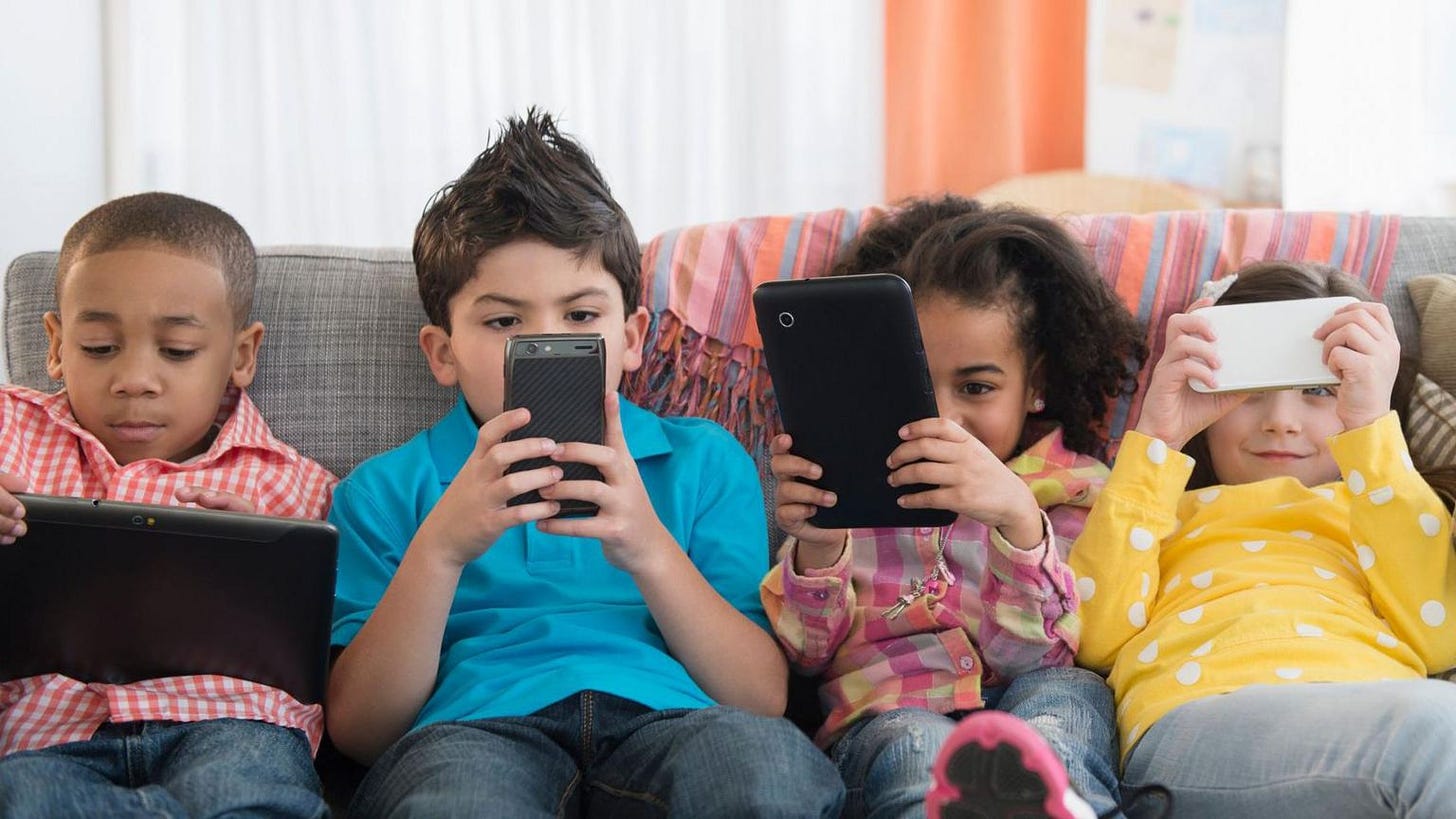 Social media: Children aged seven using it regularly - BBC News