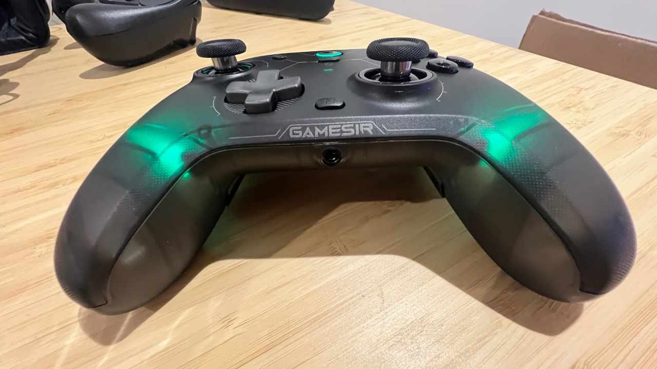 GameSir Cyclone 2 underside