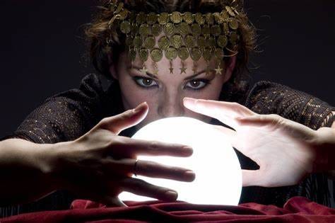 2,600+ Fortune Teller Crystal Ball Stock Photos, Pictures & Royalty ...