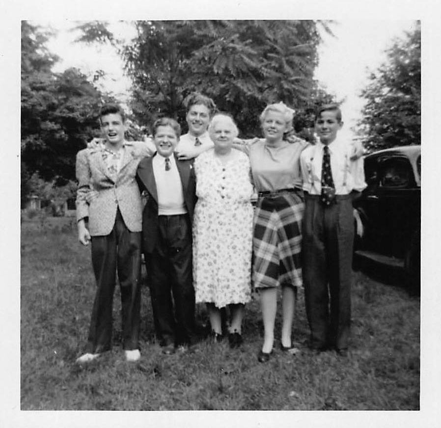 Earle Olsen, Charles Swanson, Beverley Swanson, Alice Anderson, George Anderson Jr., Chicago 1935