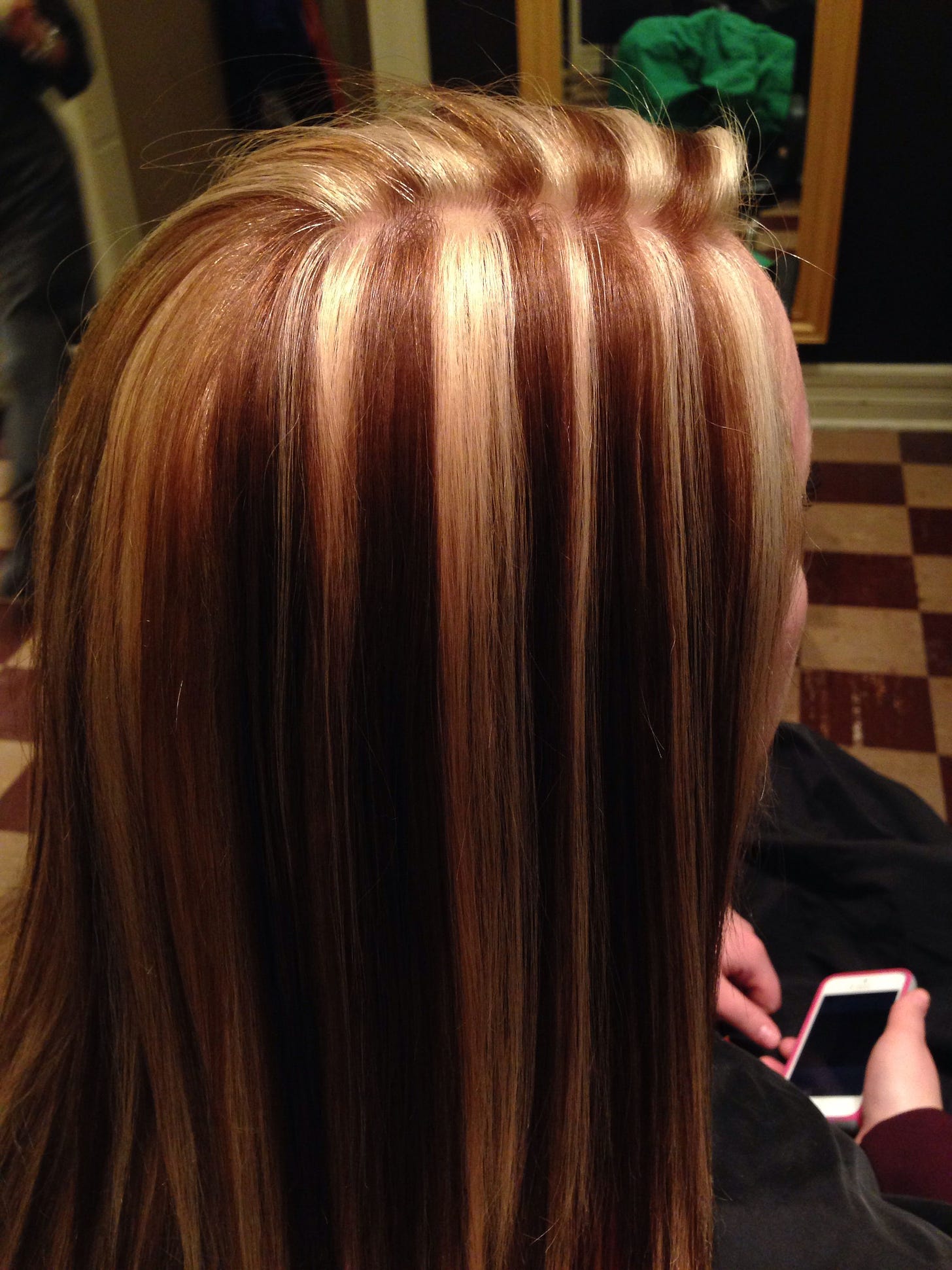 Chunky highlight lowlight. Loads of dimension. | Hair stripes, Rocker hair,  Dyed hair
