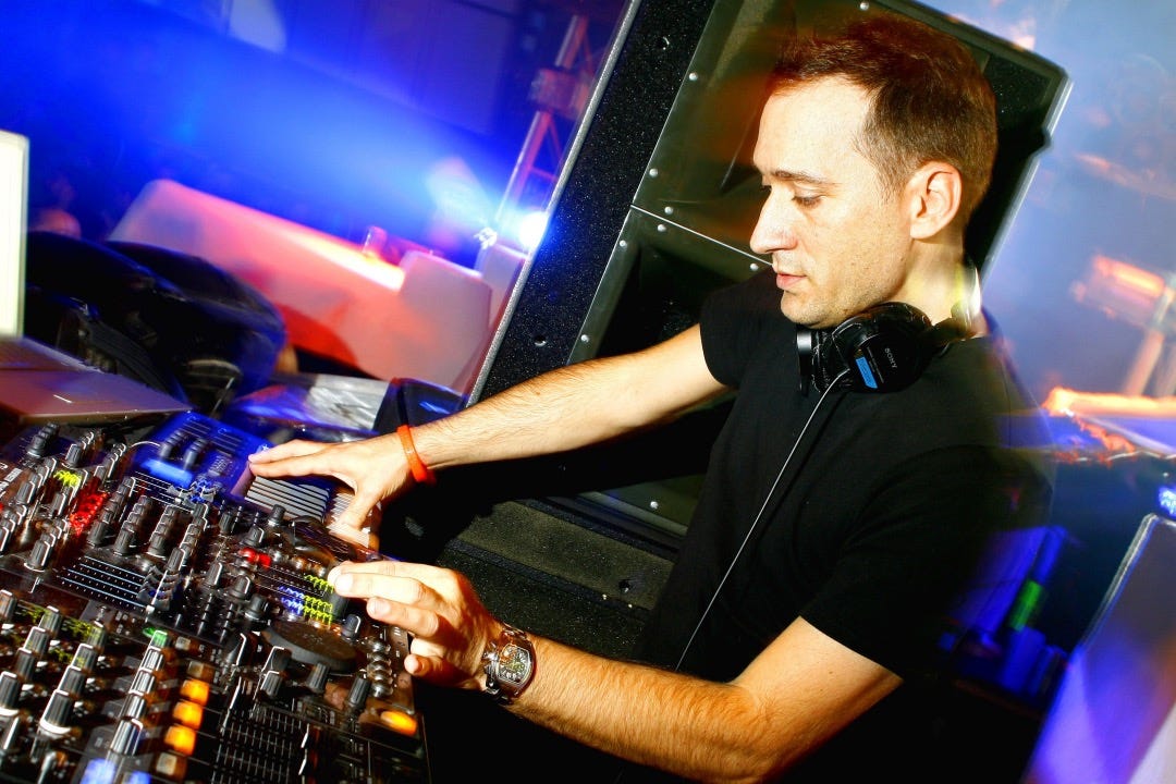 Paul van Dyk: Biography of the DJ and Producer | Videos on WatchMojo.com