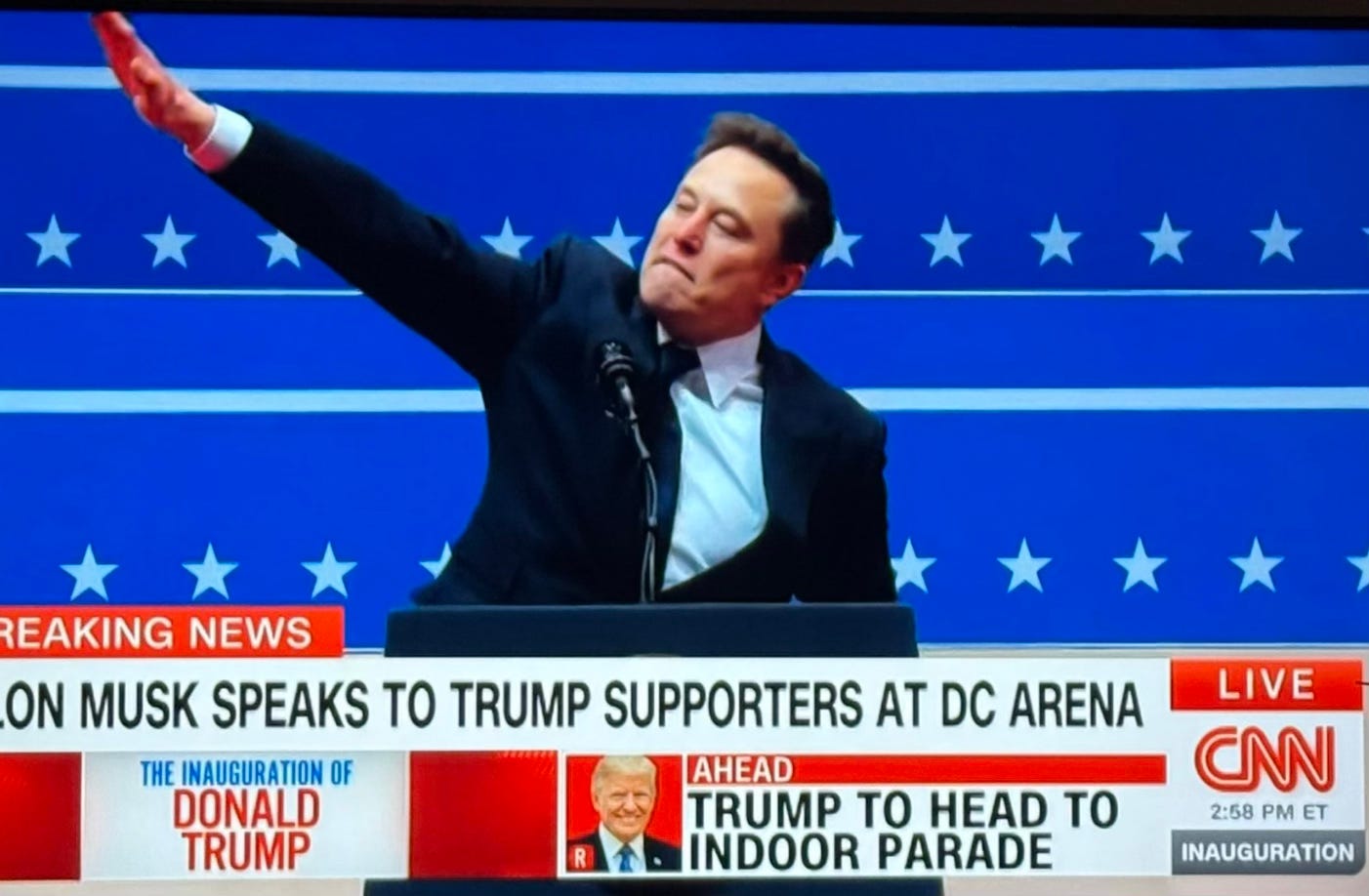 Elon Musk performing a gesture that looks an awful lot like a Nazi salute