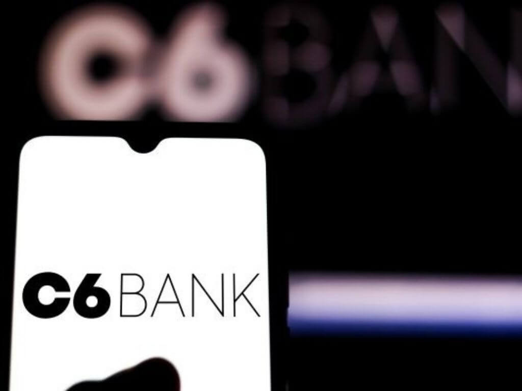 C6 Bank suma función de inversión global; Banco Económico despliega pagos  QR | IUPANA