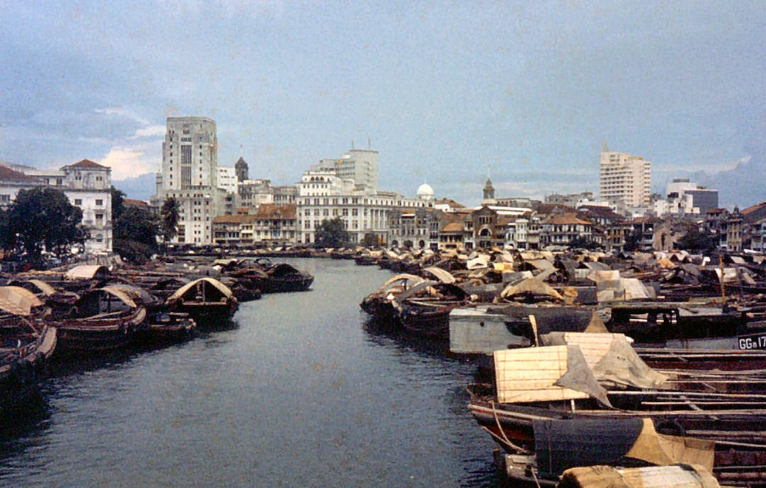 File:SingaporeRiver-196009.jpg - Wikimedia Commons