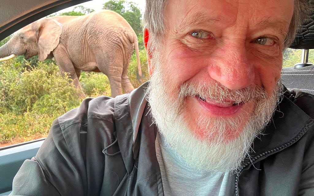 Selfie: Steven Lang w elephant in the background