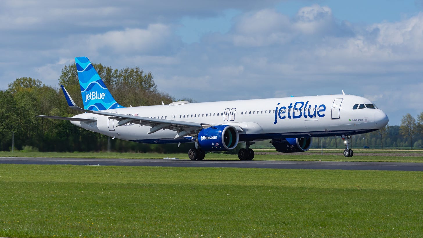 JetBlue Airbus A321neo departing AMS shutterstock_2463867121