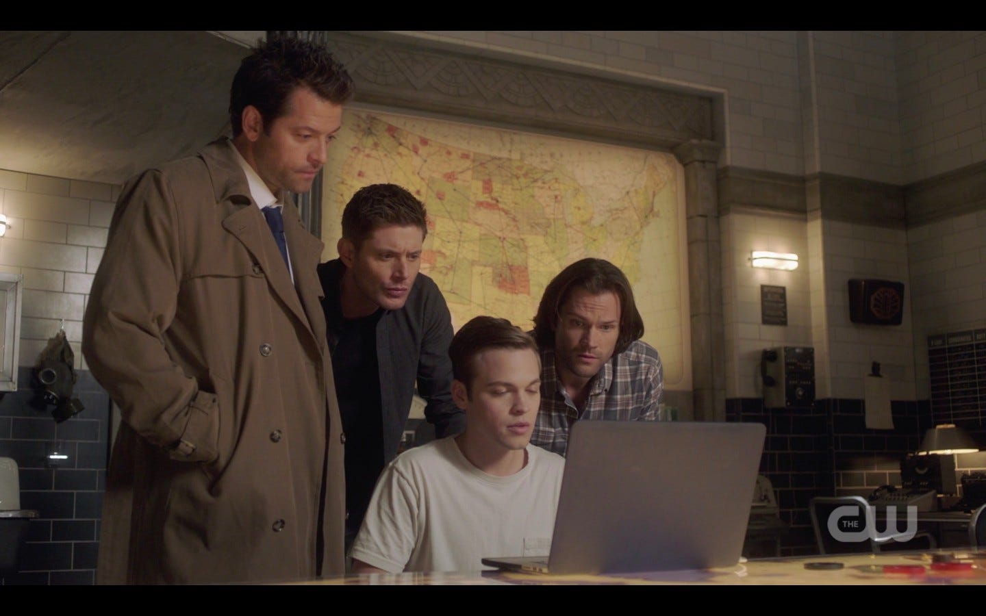 cas jack sam dean winchester looking at ketch skype 1409 spn