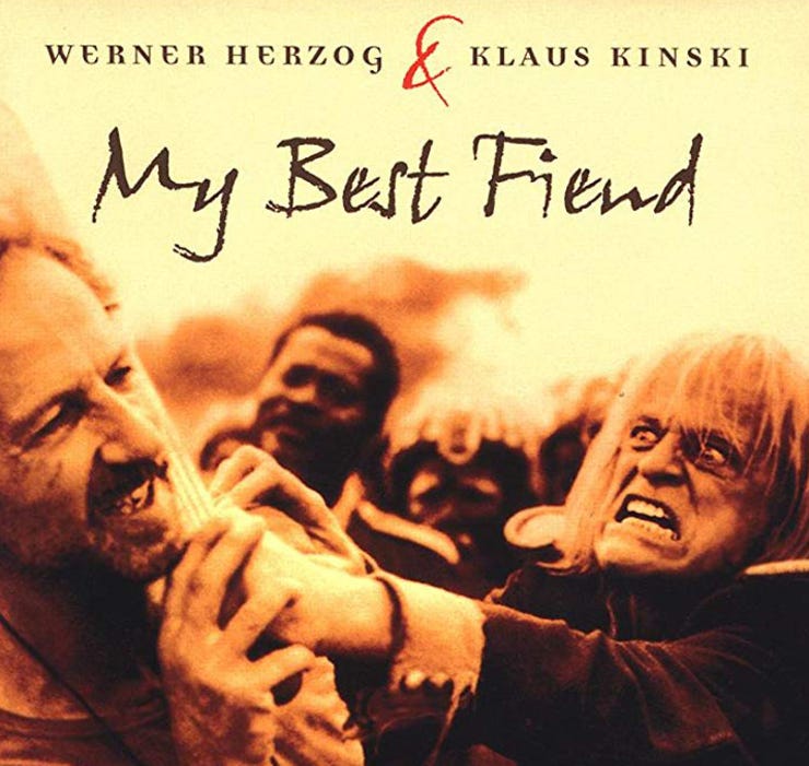 Werner Herzog (l) en Klaus Kinski (r)