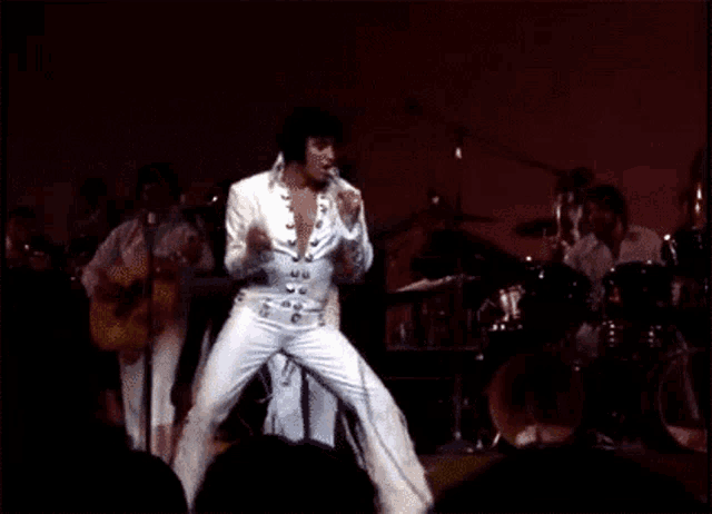 elvis dancing