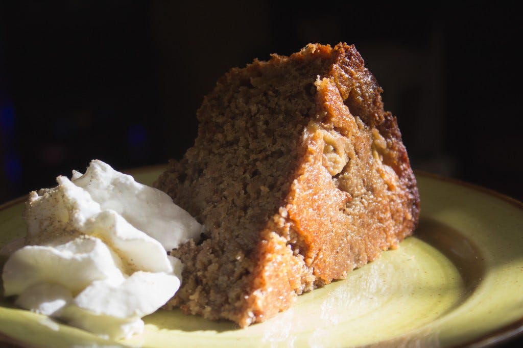 Applesauce Spice Cake