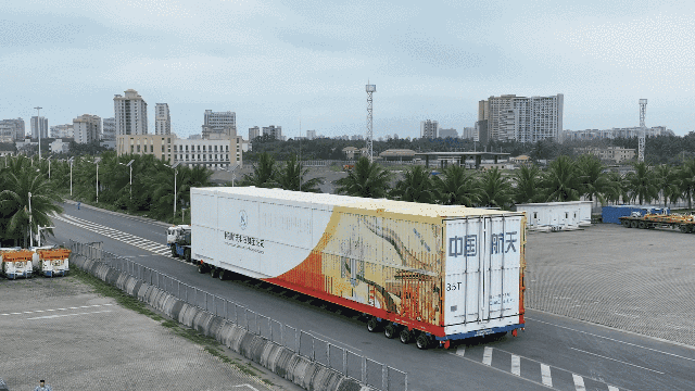 A container containing the Long March 5 Y8 first-stage leaving the port. ©China Aerospace and Science and Technology Corporation