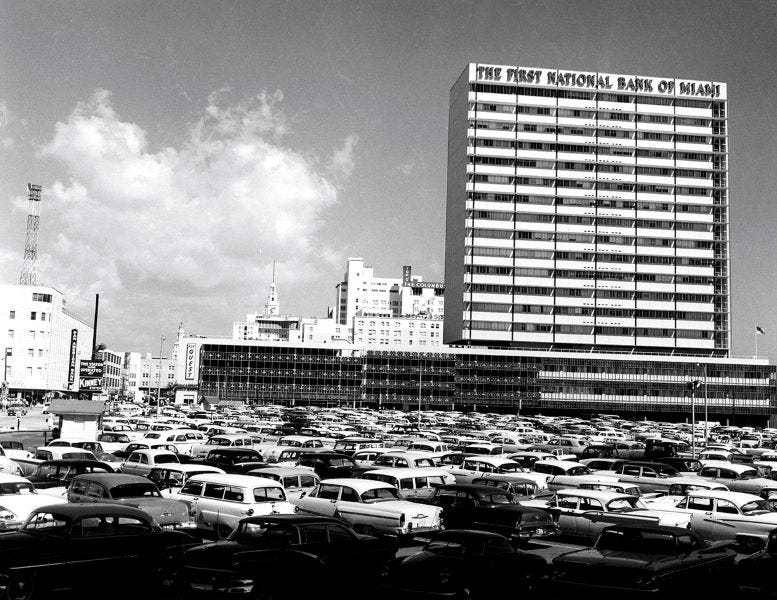 Figure 6: First National Bank building at 100 South Biscayne boulevard in 1959. Courtesy of Casey M. Piket.