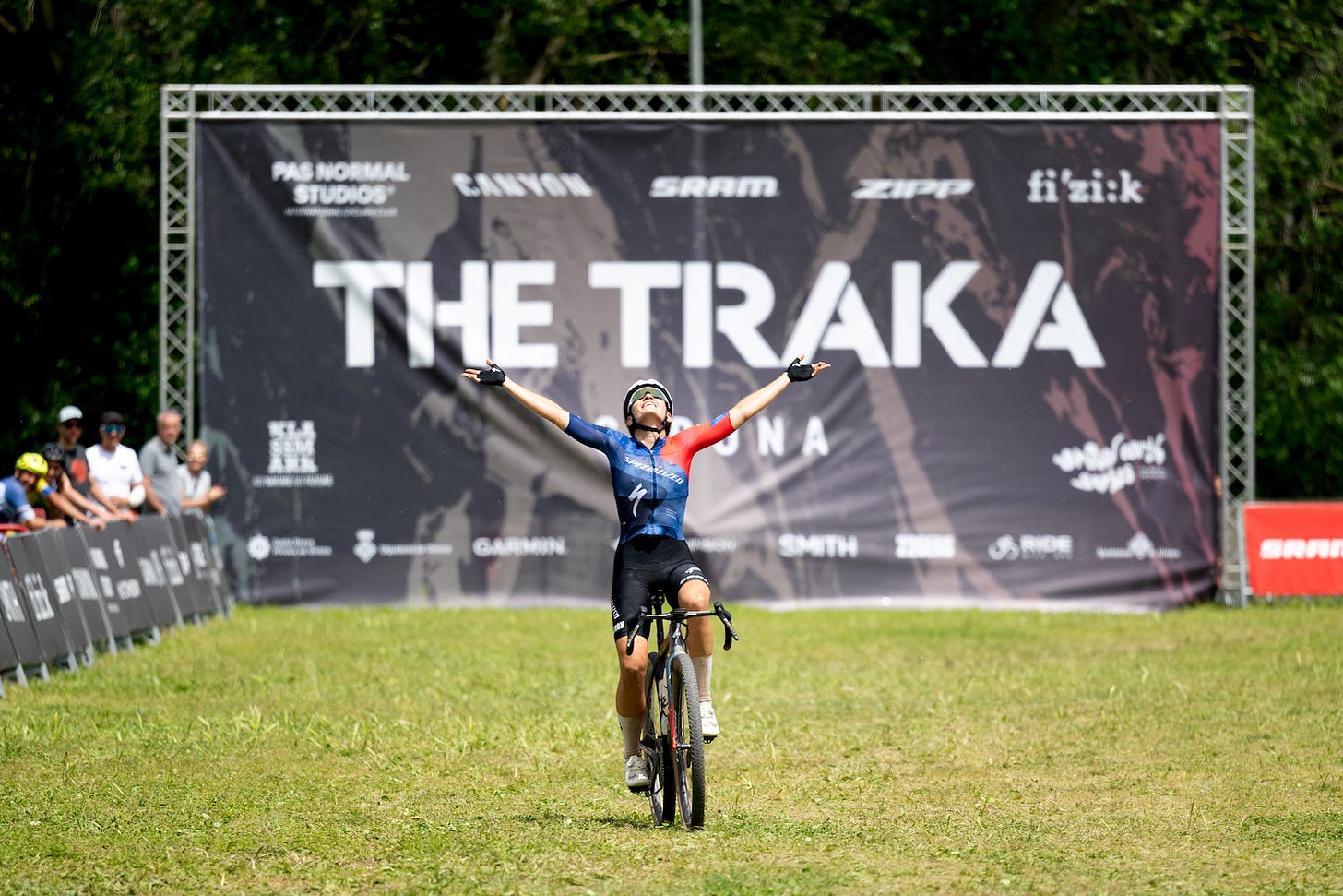 Sofia Gómez Villafañe (Specialized) comes over the line to claim the women's race at the 2025 edition of the Traka 200