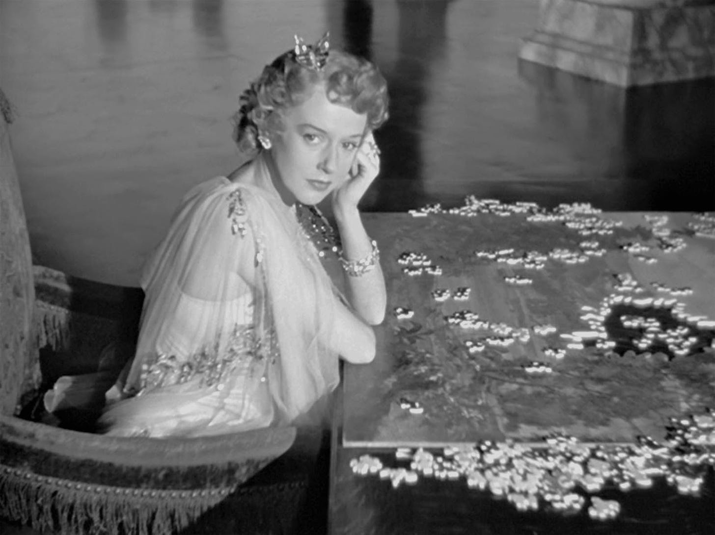 Screen Time: A Perfume Moment in “Citizen Kane” – TINSEL CREATION