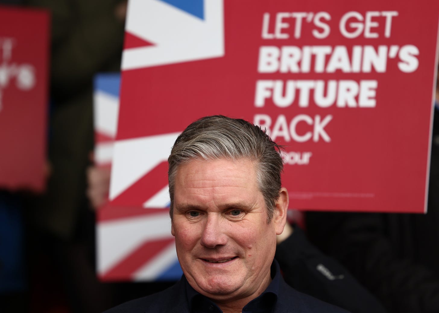 Keir Starmer's March to No. 10 Risks Being Derailed by War in Gaza -  Bloomberg