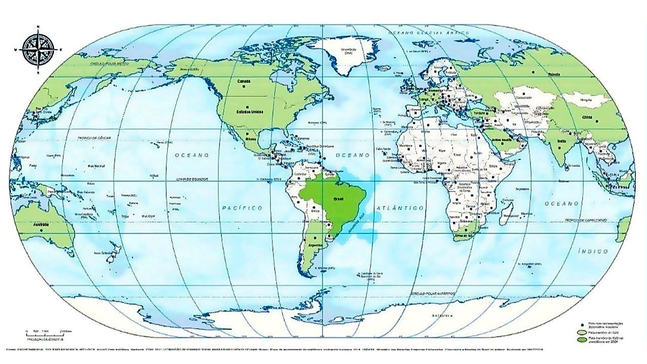 IBGE coloca Brasil no centro do mapa-múndi em atlas escolar - JORNAL  NOTÍCIAS DO CENTRO