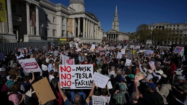 Hands Off' Protests In US: Thousands Take To Streets Across 50 States  Against Trump, Musk's Policies - News18